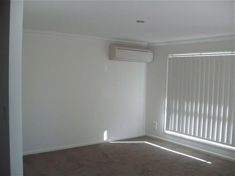 51/51 Sickle Avenue, Hope Island QLD 4212