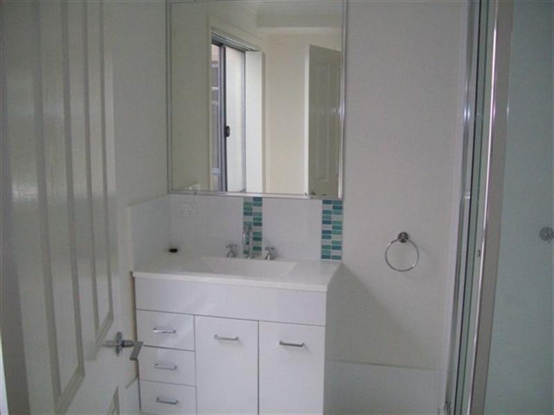 51/51 Sickle Avenue, Hope Island QLD 4212