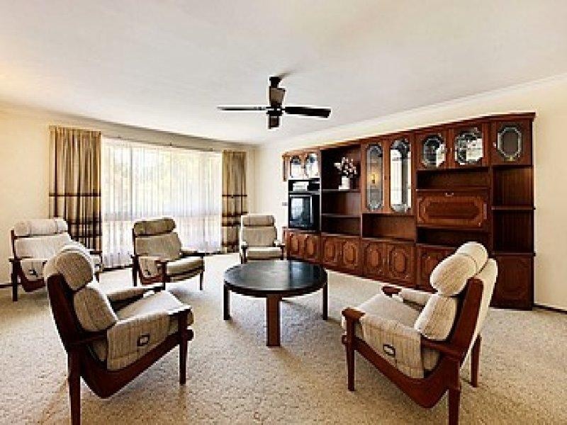 5 Hokitika Street, Broadbeach Waters QLD 4218