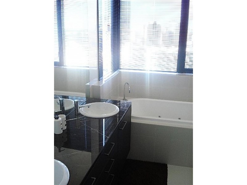 701 Avalon, Surfers Paradise QLD 4217