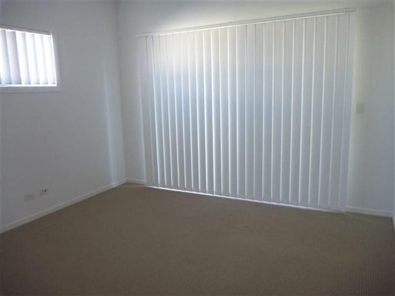 5011A Riverwood Grove, Benowa QLD 4217