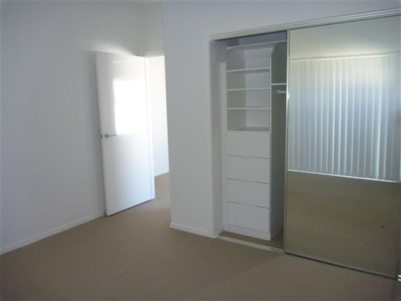 5011A Riverwood Grove, Benowa QLD 4217