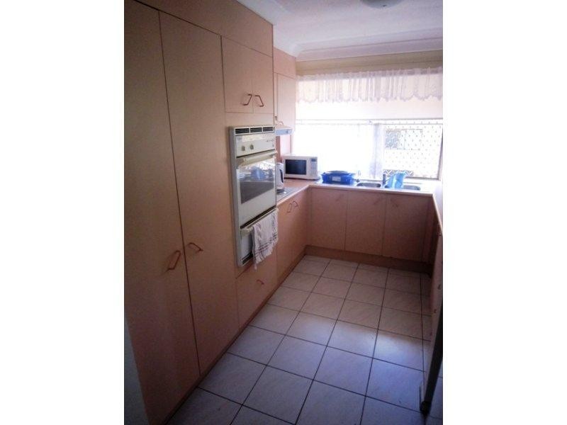 1/76 Sarawak Avenue, Palm Beach QLD 4221