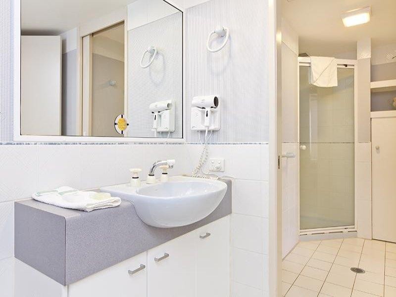 9 “Belle Maison”, 129 Surf Parade, Broadbeach QLD 4218