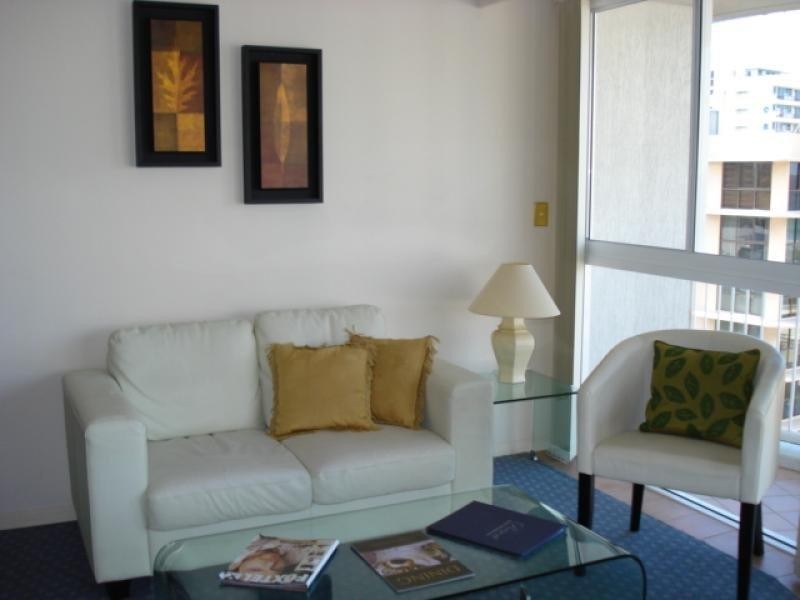 85 “Surf Parade Resort” 218 Surf Parade, Broadbeach QLD 4218