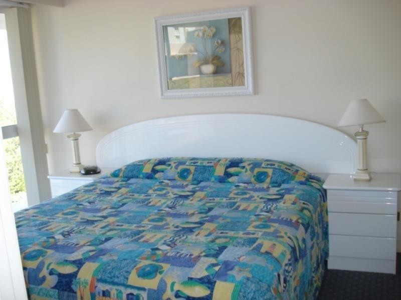 85 “Surf Parade Resort” 218 Surf Parade, Broadbeach QLD 4218