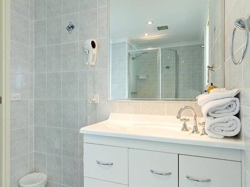 703 “South Pacific Plaza”, 157 Old Burleigh Road, Broadbeach QLD 4218