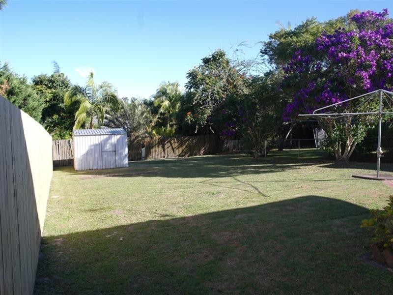 18 First Avenue, Labrador QLD 4215