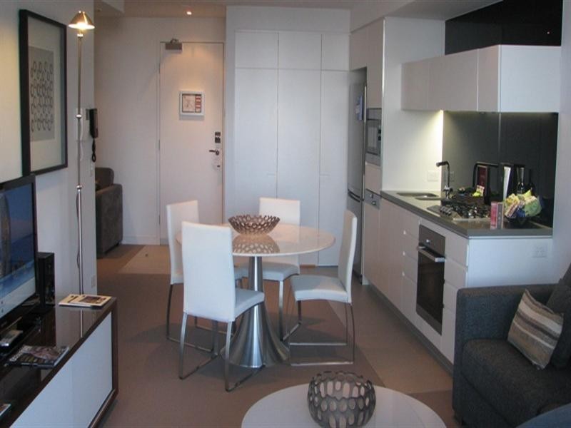 20906 ‘The Oracle’ 4 Charles Avenue, Broadbeach QLD 4218