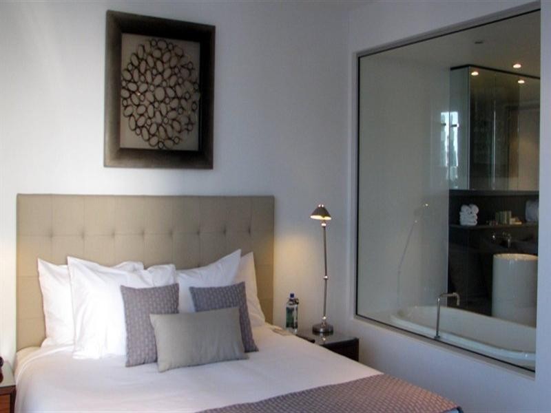 20906 ‘The Oracle’ 4 Charles Avenue, Broadbeach QLD 4218