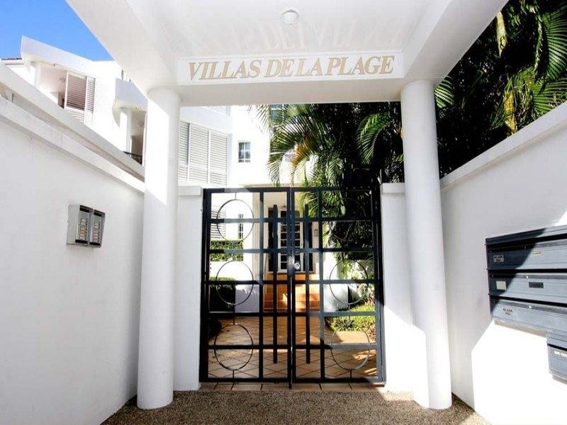 12 ‘Villas De La Plage, 3 Federation Avenue, Broadbeach QLD 4218