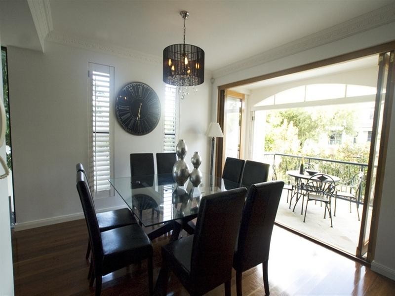 4/214 Stanhill Drive, Chevron Island QLD 4217