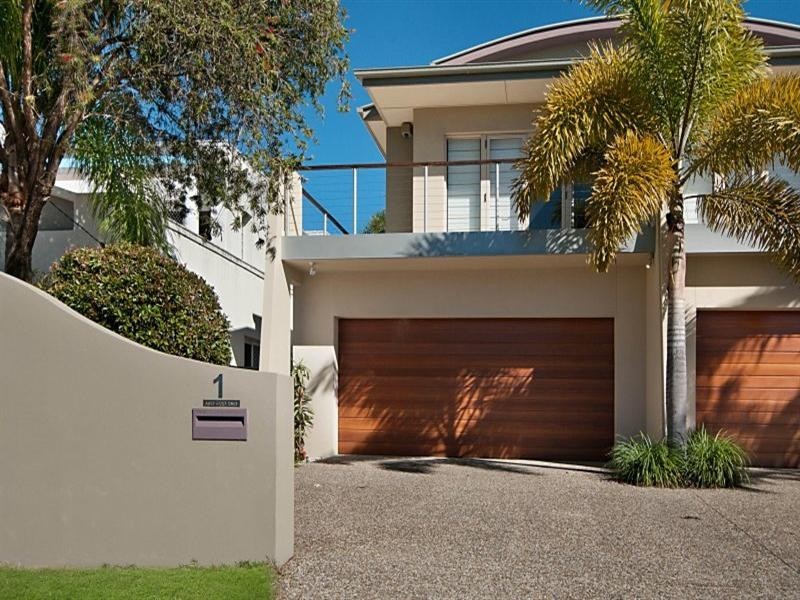 1/199 Stanhill Drive, Chevron Island QLD 4217