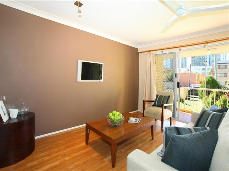 1/16 Stanhill Drive, Surfers Paradise QLD 4217