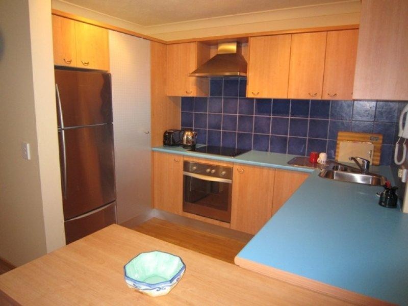 2/62 Albatross Avenue, Mermaid Beach QLD 4218