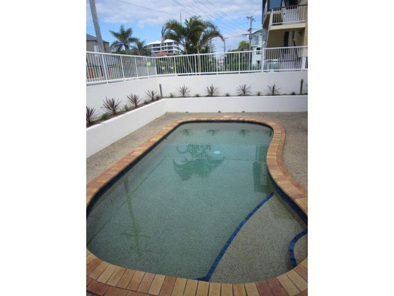 2/62 Albatross Avenue, Mermaid Beach QLD 4218