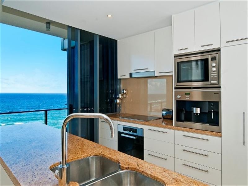41 (17F) ‘Verve’, 173 Old Burleigh Road, Broadbeach QLD 4218