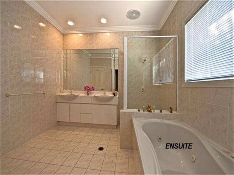 53 ‘Surfers Waters’ 40 Cotlew Street East, Southport QLD 4215