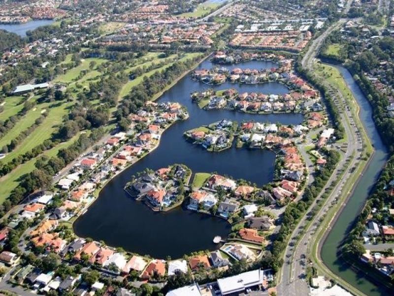 53 ‘Surfers Waters’ 40 Cotlew Street East, Southport QLD 4215