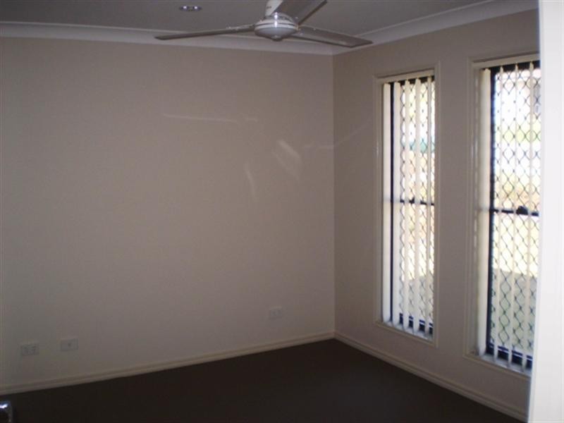 89 McAuley Parade, Pacific Pines QLD 4211