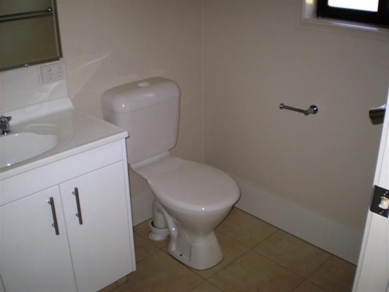 89 McAuley Parade, Pacific Pines QLD 4211