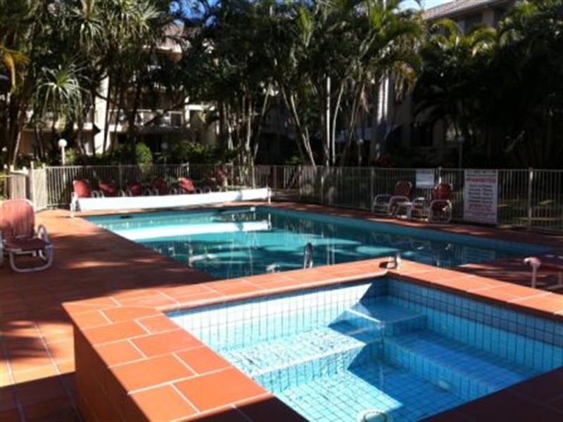 55/15 Santa Monica Road, Miami QLD 4220