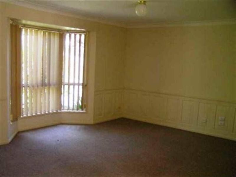 48 Davis Cup Court, Oxenford QLD 4210