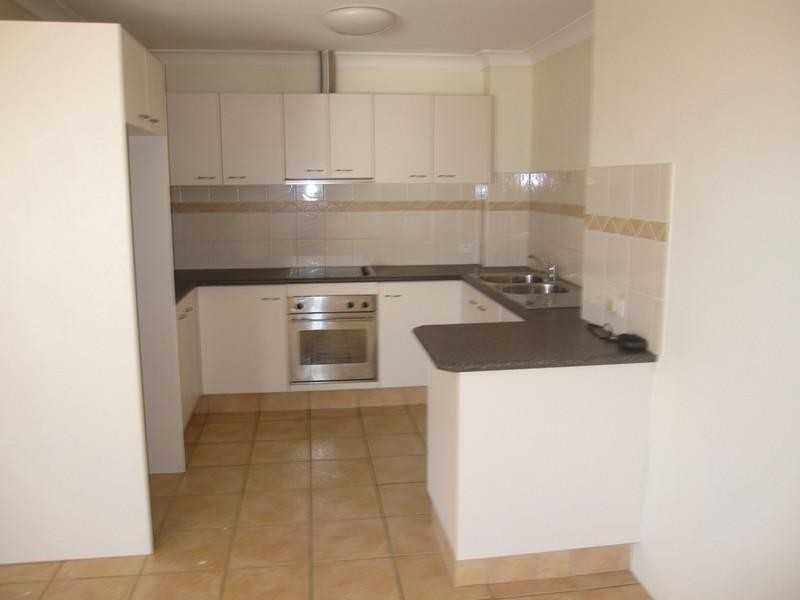 7/49 Old Burleigh Road, Surfers Paradise QLD 4217