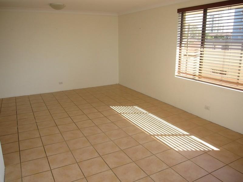 7/49 Old Burleigh Road, Surfers Paradise QLD 4217