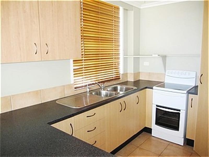 9/10 Aubrey Street, Surfers Paradise QLD 4217