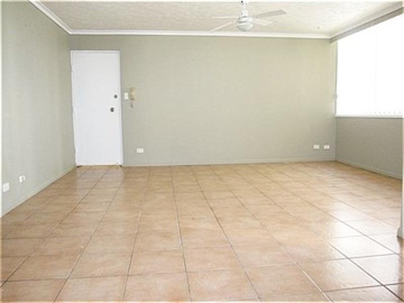 9/10 Aubrey Street, Surfers Paradise QLD 4217