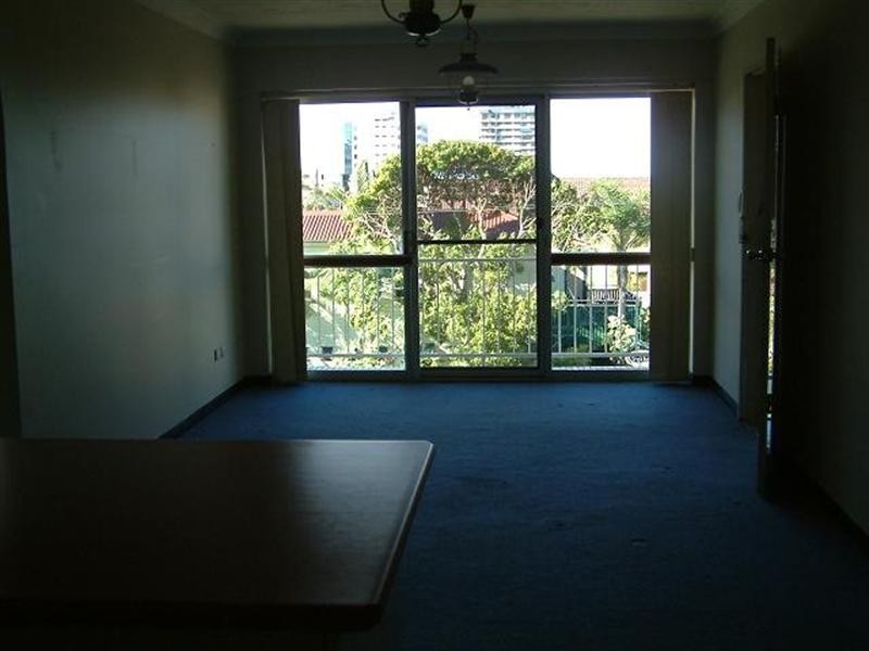 4/6 Garden Street, Southport QLD 4215