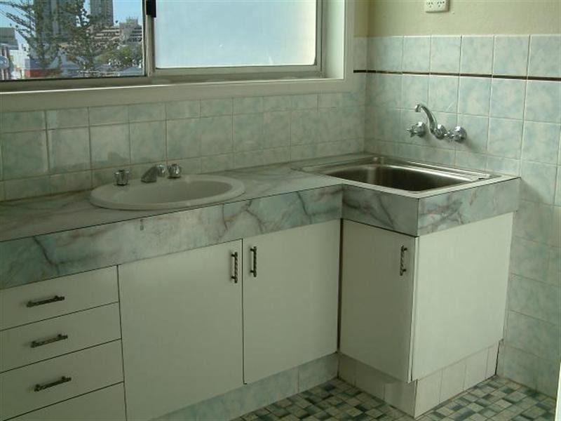 4/6 Garden Street, Southport QLD 4215