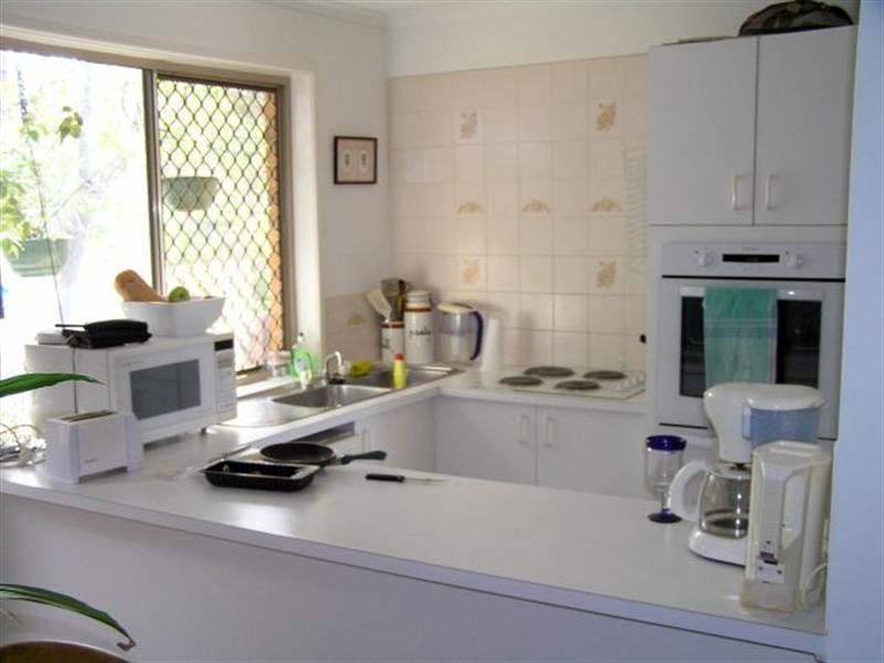 1/52 Kangaroo Avenue, Coombabah QLD 4216