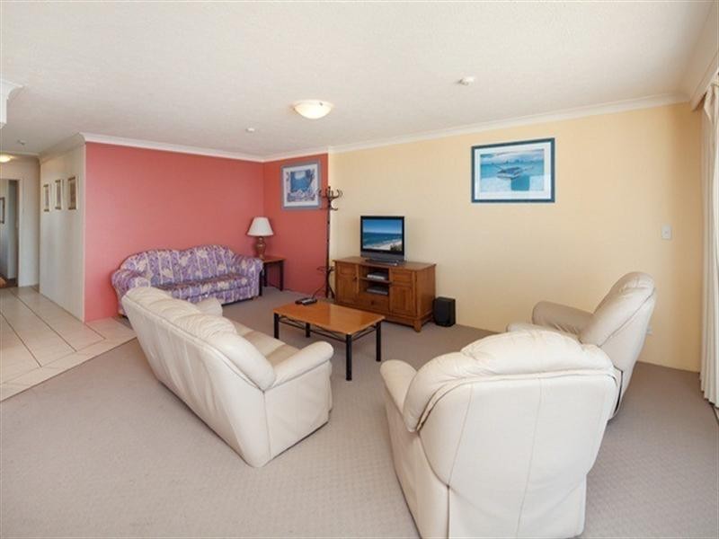 13A ‘Breakers North’ 50 Old Burleigh Road, Surfers Paradise QLD 4217