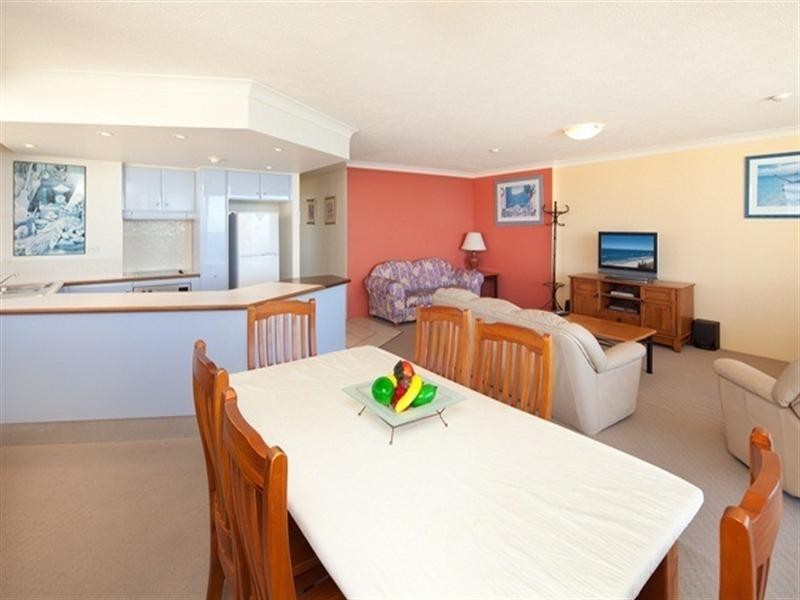 13A ‘Breakers North’ 50 Old Burleigh Road, Surfers Paradise QLD 4217