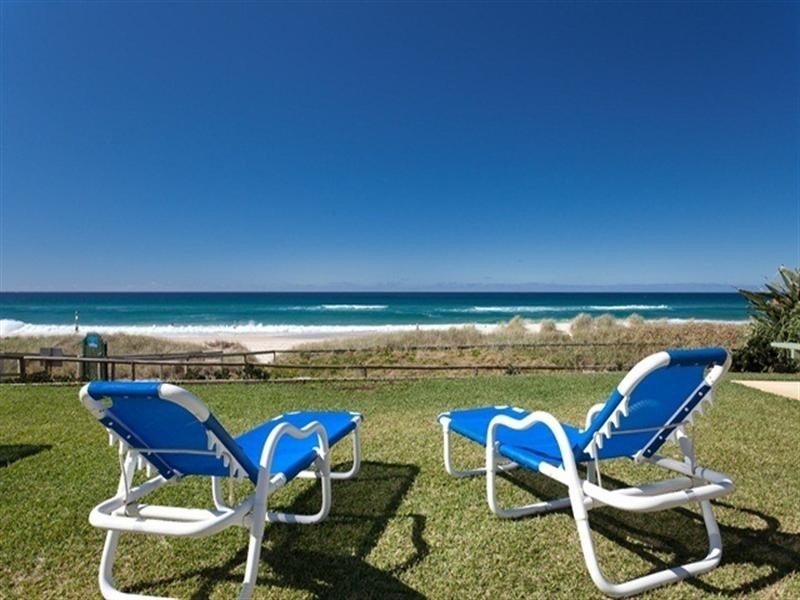 13A ‘Breakers North’ 50 Old Burleigh Road, Surfers Paradise QLD 4217