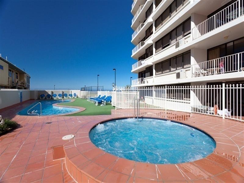 13A ‘Breakers North’ 50 Old Burleigh Road, Surfers Paradise QLD 4217