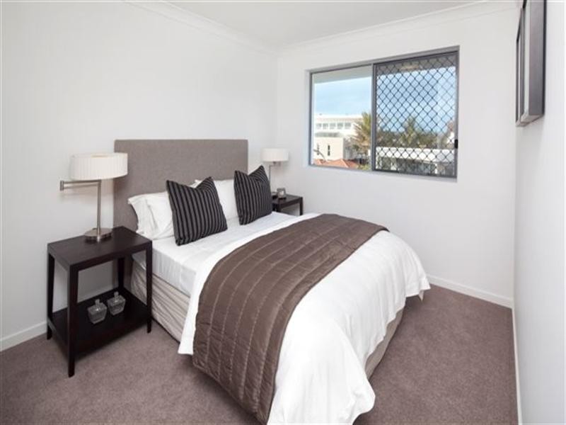 21 Albatross Avenue, Mermaid Beach QLD 4218