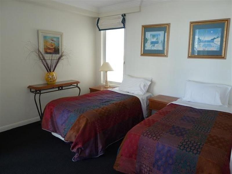 2614 ‘The Phoenician’ 24 Queensland Avenue, Broadbeach QLD 4218