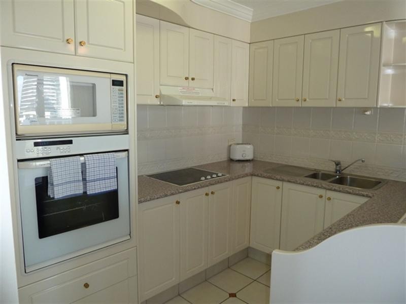 2614 ‘The Phoenician’ 24 Queensland Avenue, Broadbeach QLD 4218