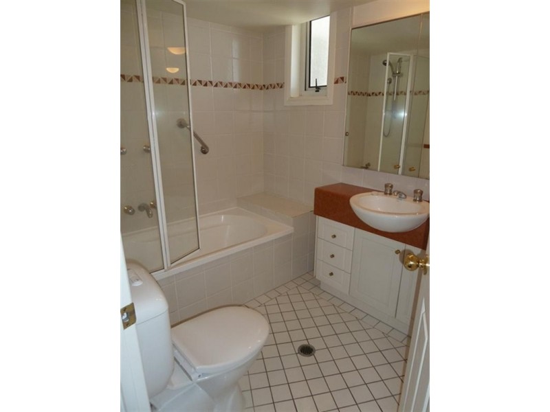 2614 ‘The Phoenician’ 24 Queensland Avenue, Broadbeach QLD 4218