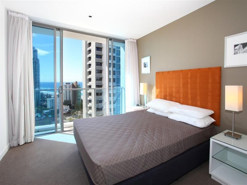 2004 ‘Artique’ 18 Enderley Avenue, Surfers Paradise QLD 4217