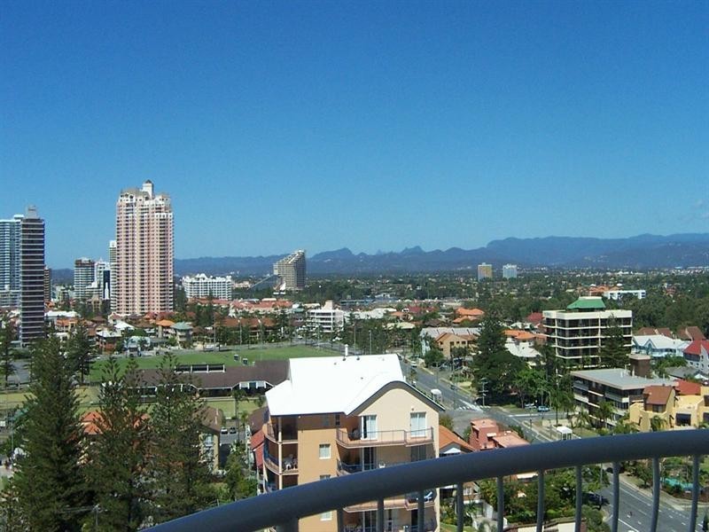 72 ‘Biarritz’, 85 Old Burleigh Road, Surfers Paradise QLD 4217