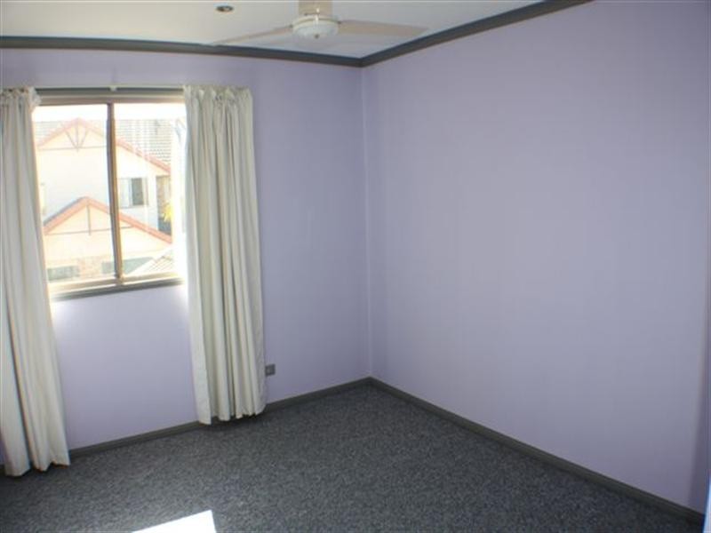 17/643 Pine Ridge Road, Biggera Waters QLD 4216