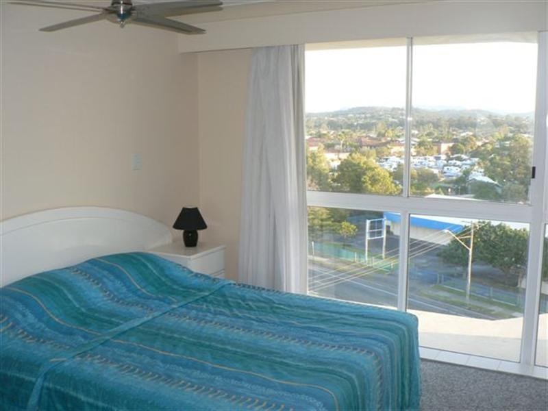 6E/2 Nineteenth Avenue, Palm Beach QLD 4221