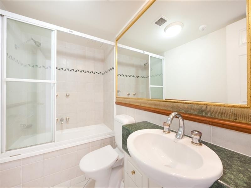 1901 ‘The Phoenician’, 24-26 Queensland Avenue, Broadbeach QLD 4218