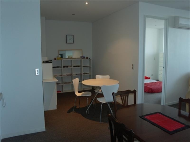 1711/2 Aqua Street, Southport QLD 4215