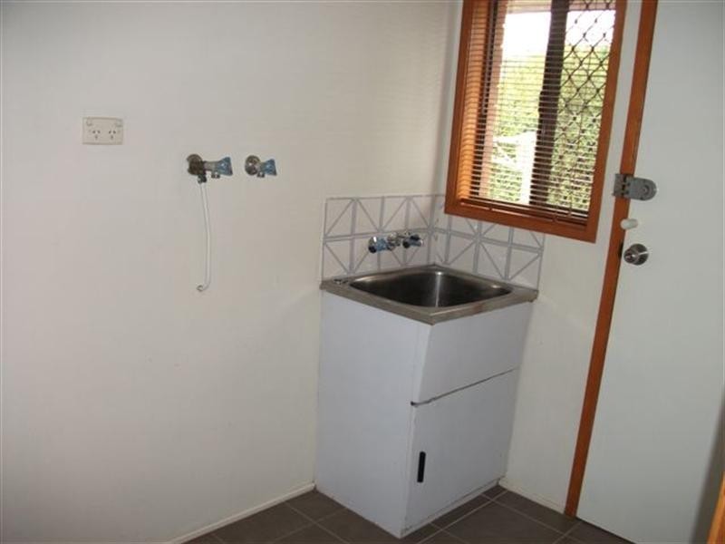 227 Sunshine Boulevard, Mermaid Waters QLD 4218