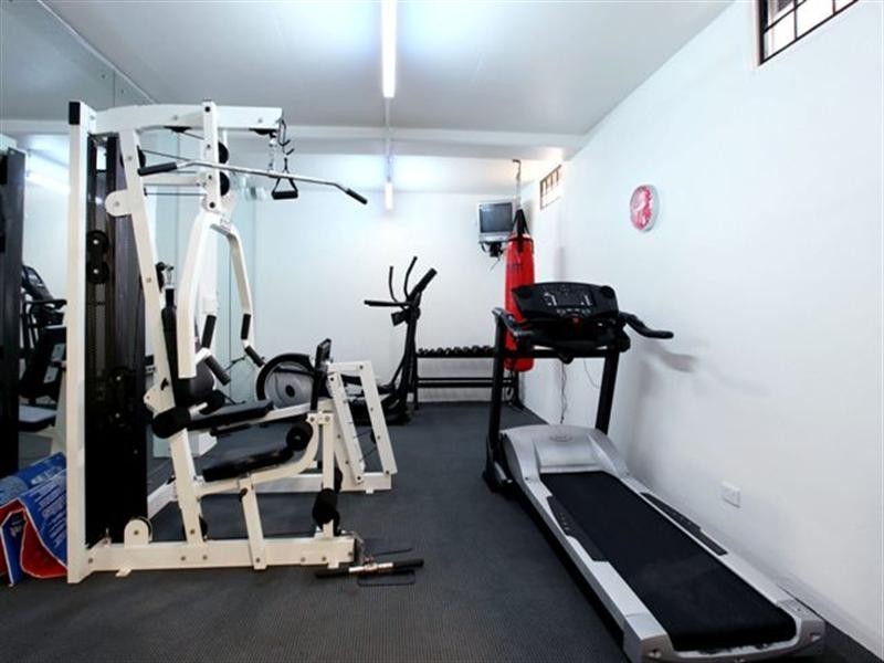 17 Hedges Avenue, Mermaid Beach QLD 4218